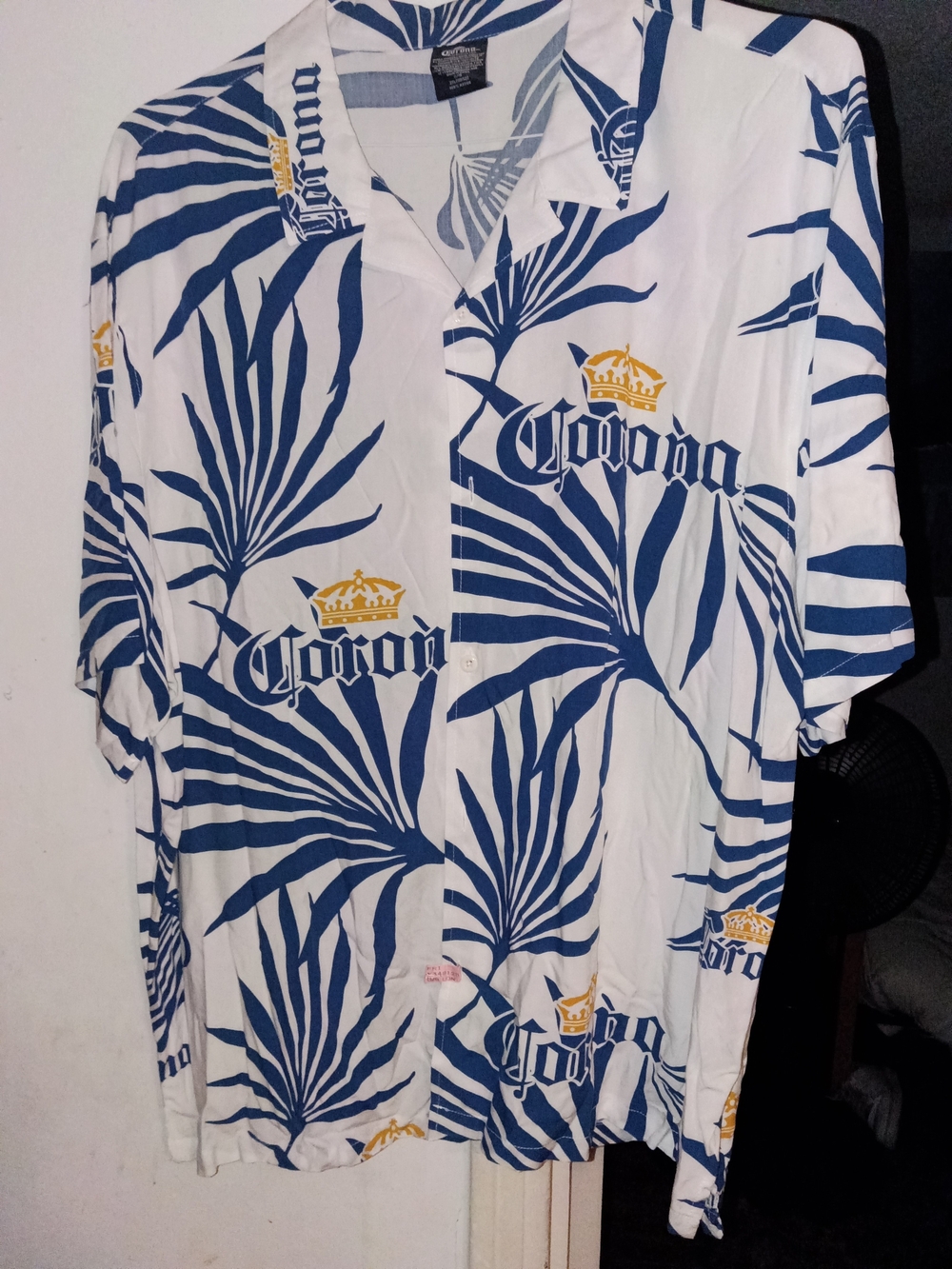 Corona White Short-Sleeve Button Down with Navy Leaf Print and Gold Accents